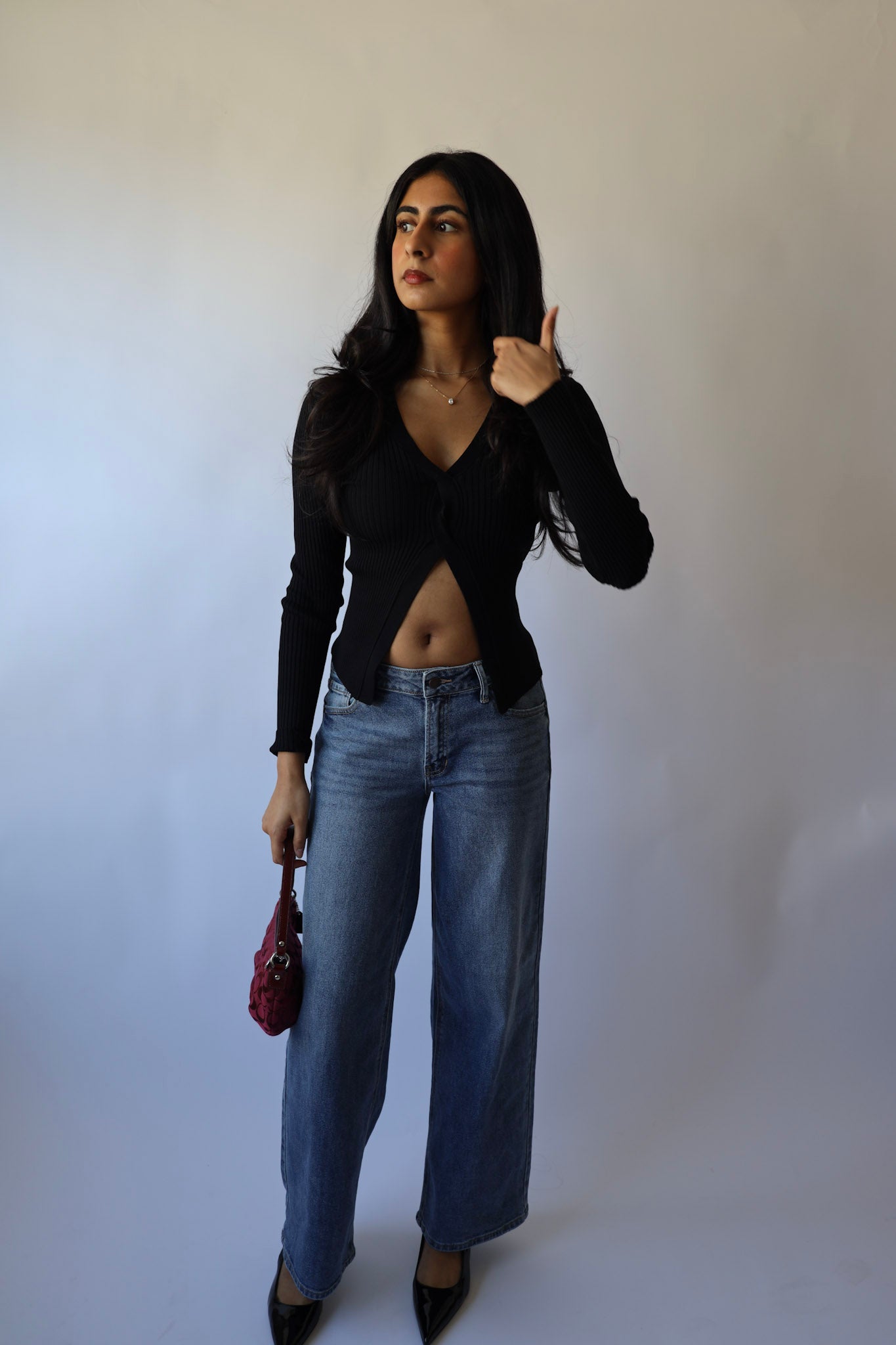 Medium Wash Low Rise Baggy Jeans