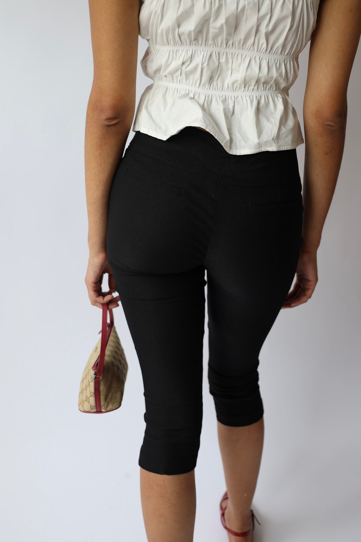 Black Capri Trouser