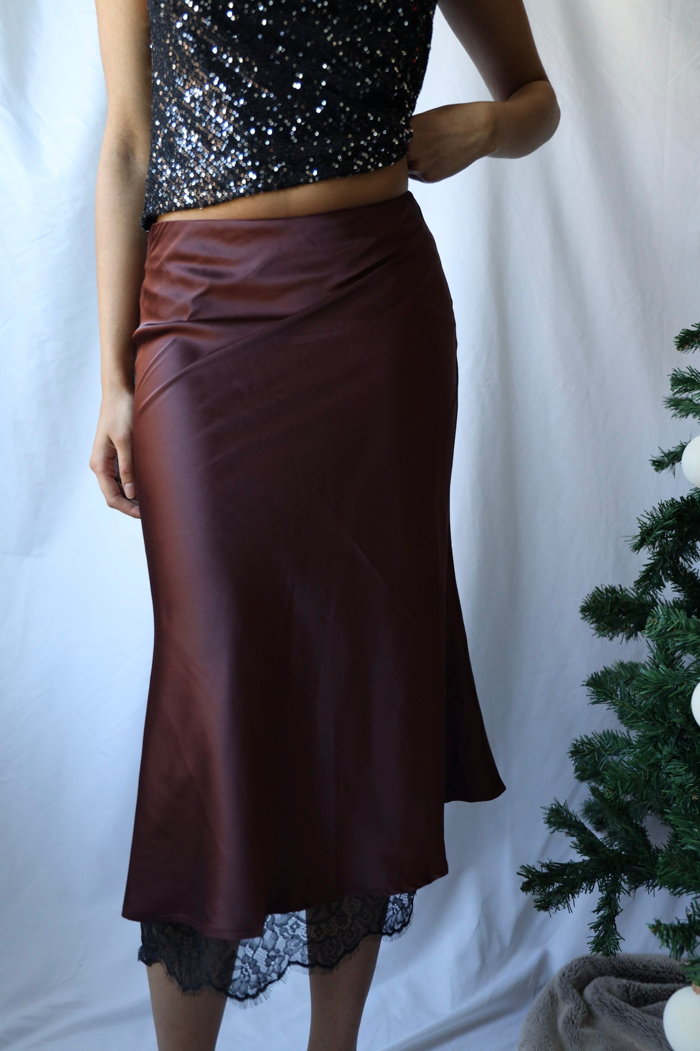 Burgundy Midi Skirt with Lace Trim