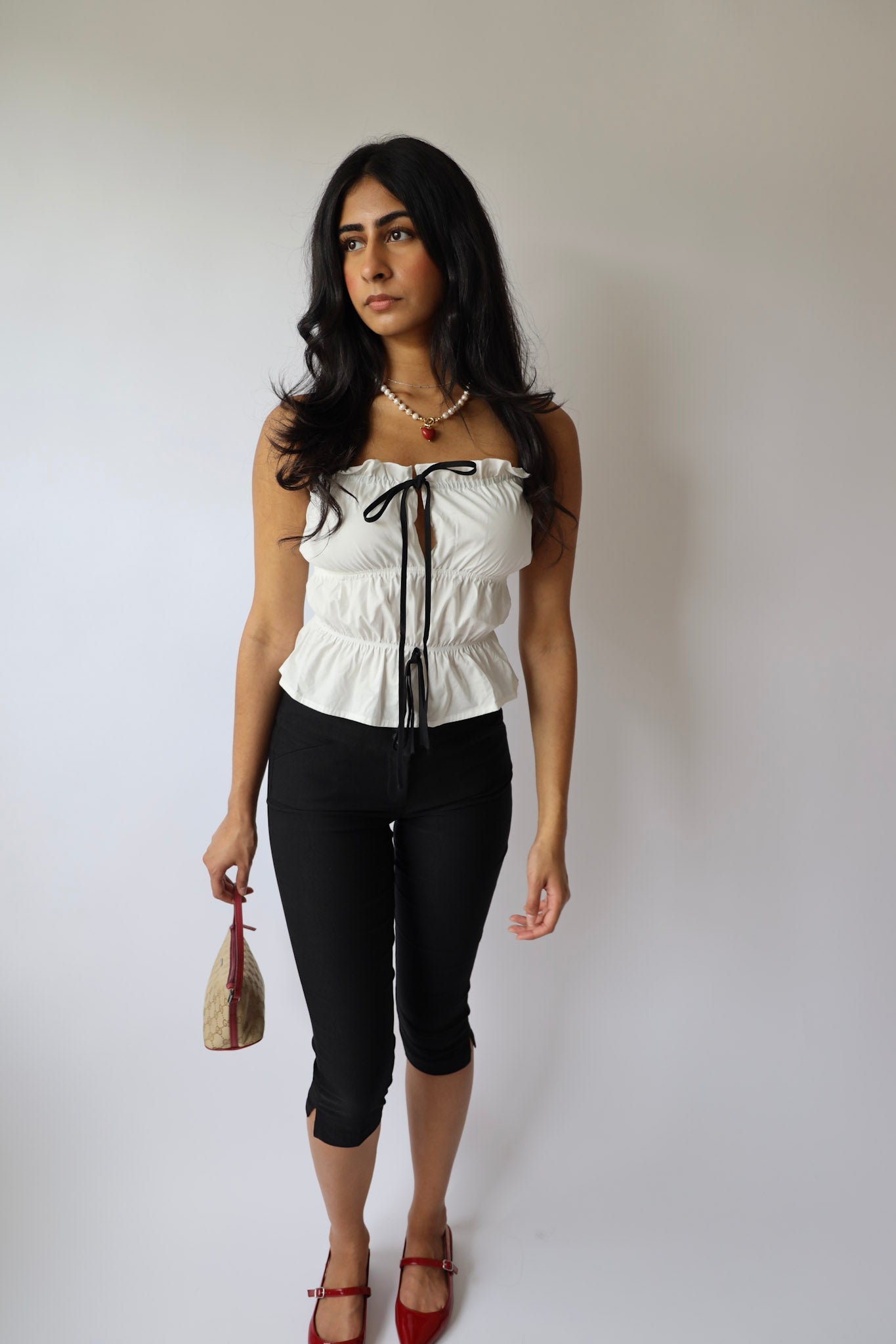 Black Capri Trouser