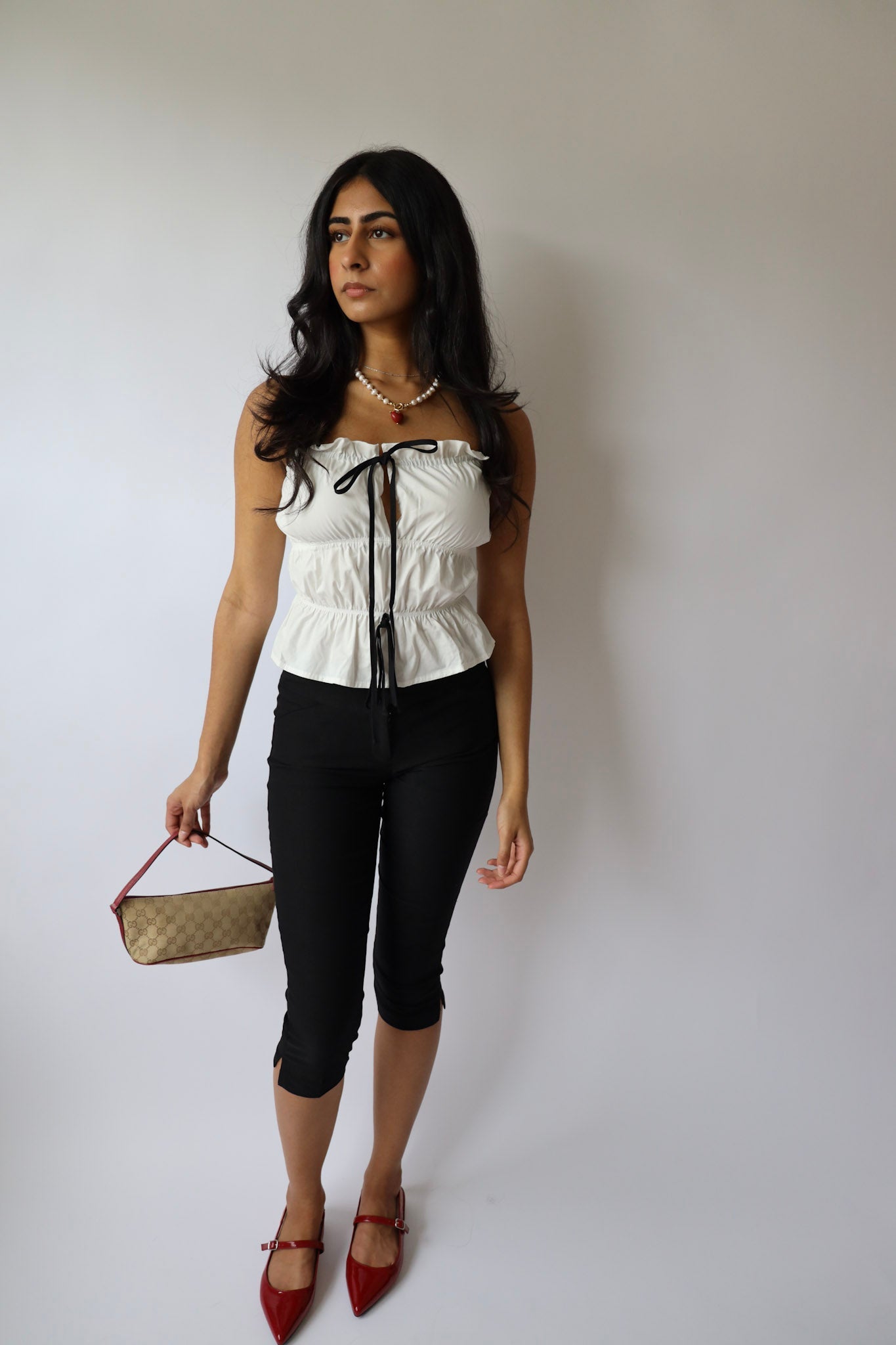 Black Capri Trouser