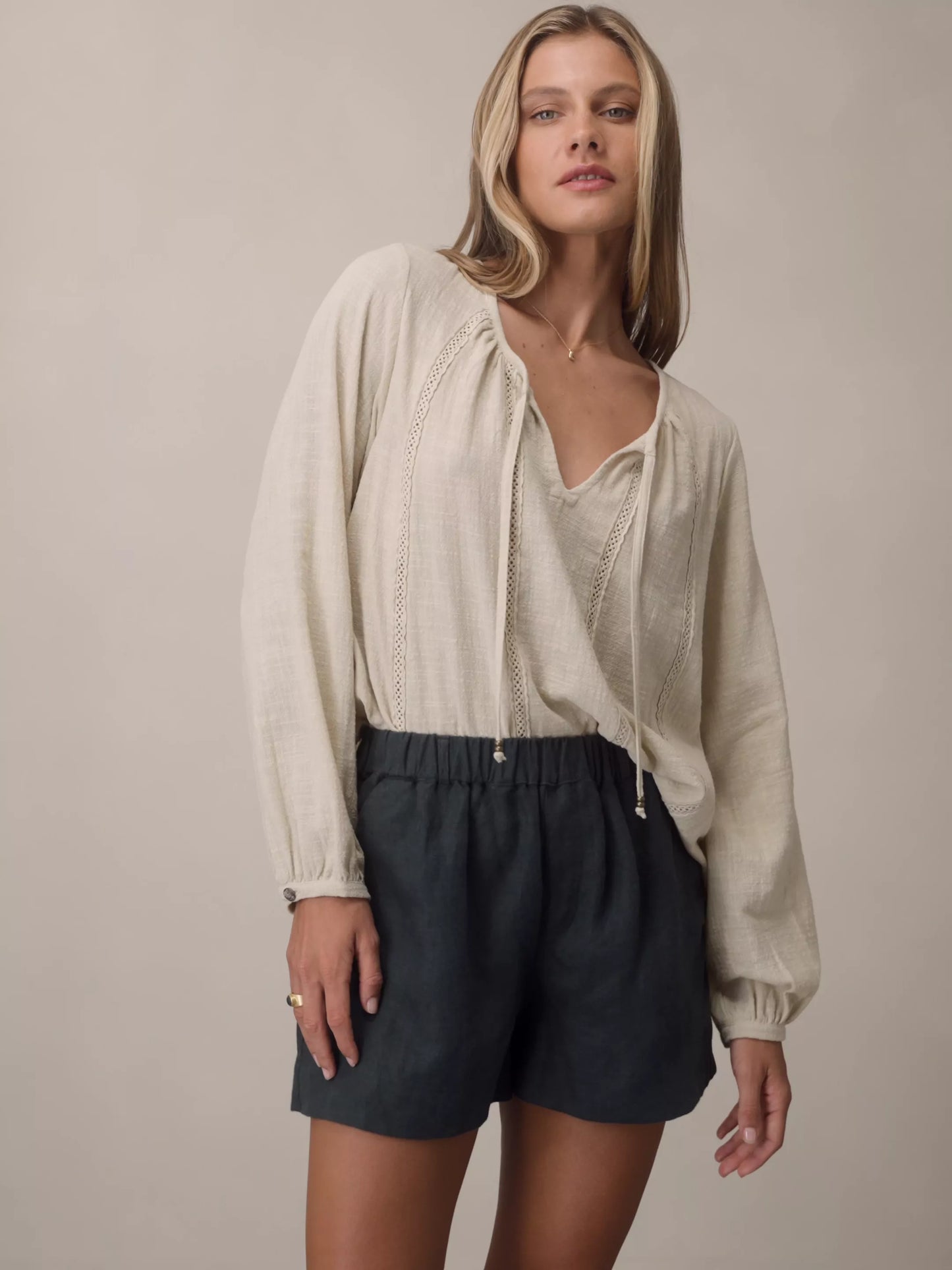 Dahlia Linen Shorts Charcoal